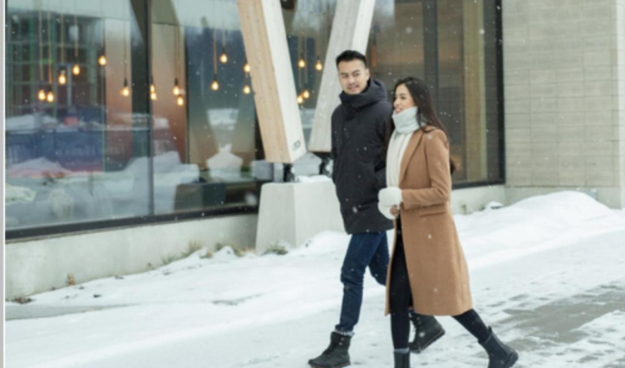 Stunning Stayz At Friday Harbour Beach Marina Resort Lake Simcoe Innisfil Ngoại thất bức ảnh